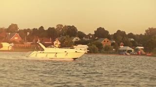 Наталия на яхте эротика воды